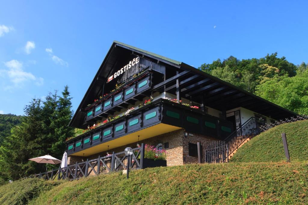 Pod Orehi Guest House Loče pri Poljčanah Zewnętrze zdjęcie