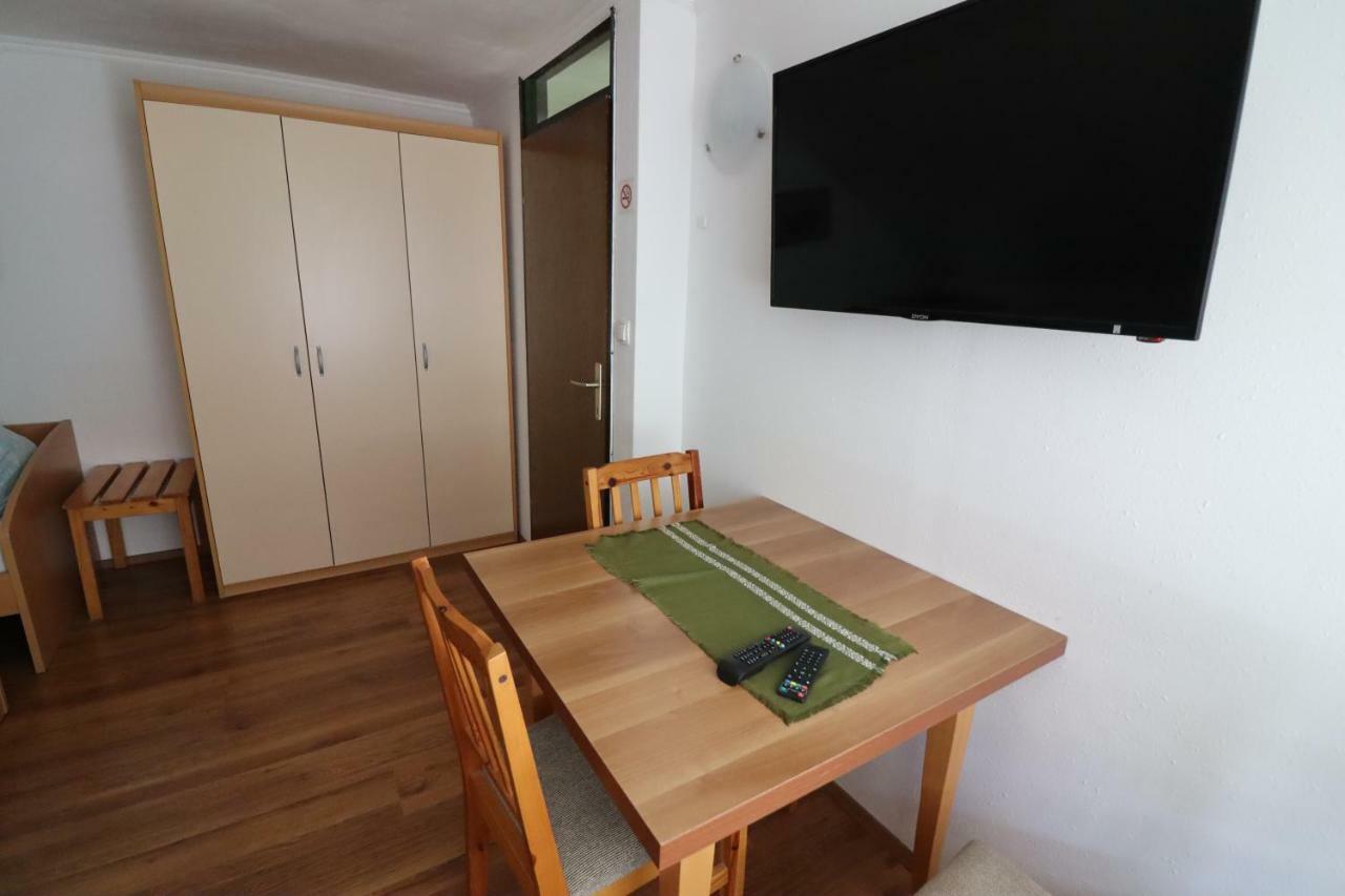 Pod Orehi Guest House Loče pri Poljčanah Zewnętrze zdjęcie